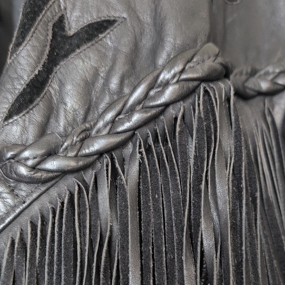 🔥Leather Jacket with Modern Appeal🔥 - Picture 3 of 12